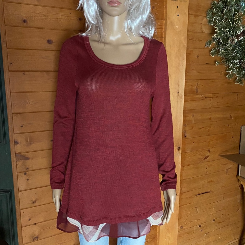 Vera Wang stylish Top